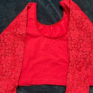 Red top never wear its new. Other Yuts like new as one time wear and washedl